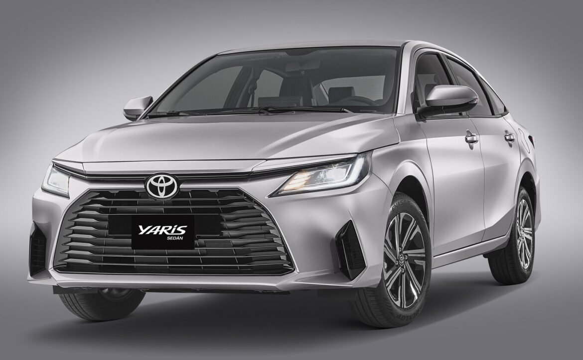 تويوتا تحتفل بإنتاج 10 ملايين سيارة ياريس طوال 25 عاماً