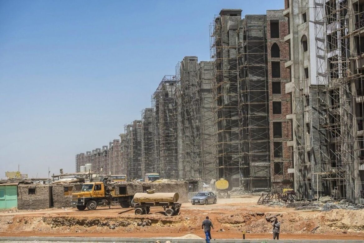 حقيقة فتح تراخيص البناء في جميع محافظات مصر.. برلماني يكشف مفاجأة