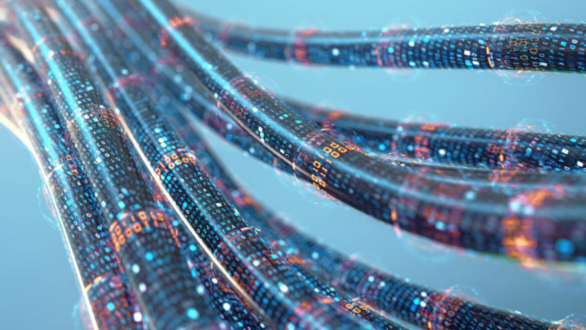 مصر توقع مشروع ألياف ضوئية مع الصين باستثمارات 18 مليون دولار