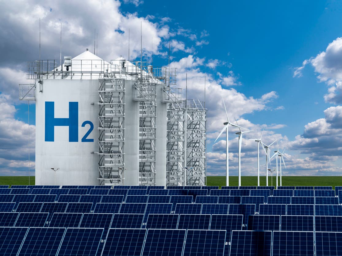 “أكواباور” توقع اتفاقية لتطوير مشروع للهيدروجين الأخضر في مصر بـ 4 مليارات دولار