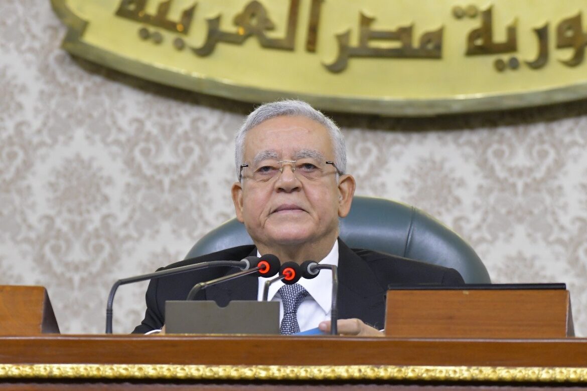 النواب يرفض سداد رسوم تصالح المخالفات بالدولار