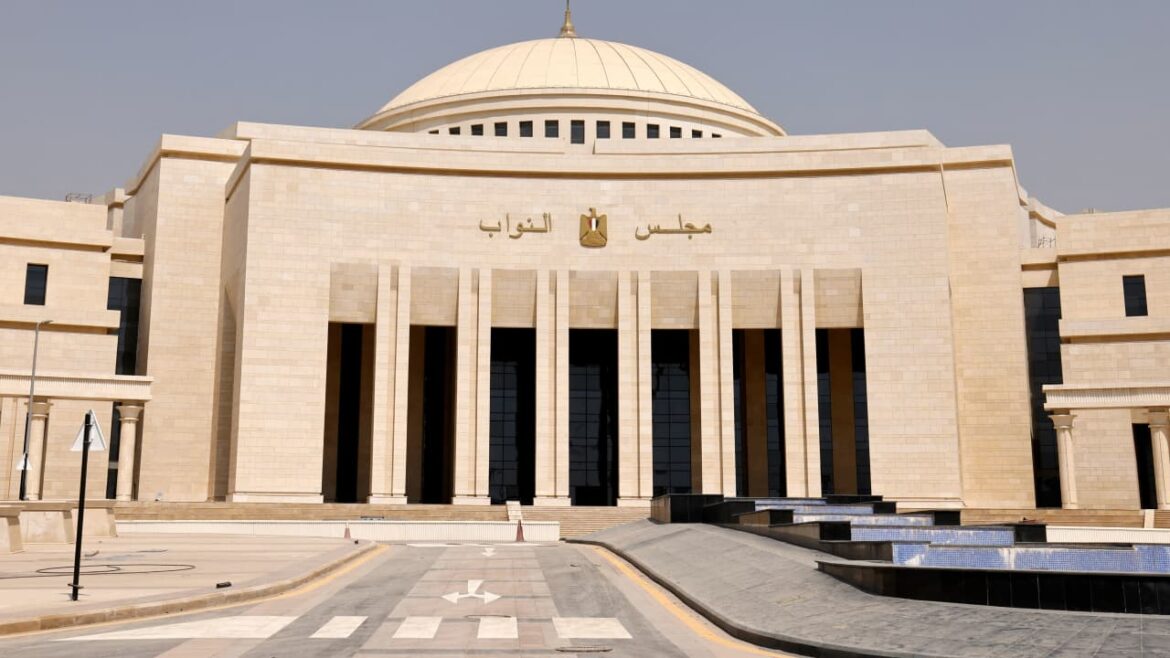 مجلس النواب يمنح الملاك حق طرد المستأجرين فورياً عقب انتهاء العقد